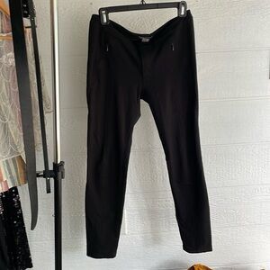 Vince skinny pants size 8
